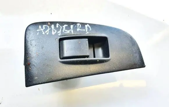 Toyota Avensis T250 Electric window control switch 7423105140 74231-05140