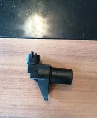 Mercedes-Benz C W203 Camshaft position sensor A0051531328