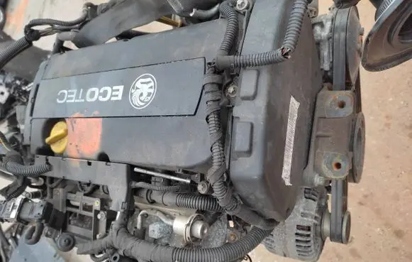 Opel Astra J Engine z16lel