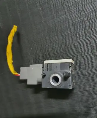 Hyundai Santa Fe Airbag deployment crash/impact sensor 9592028000 SA320080000