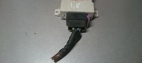 Toyota Corolla Verso E121 Window wiper relay 859400F010A