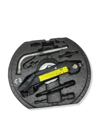 Audi A3 S3 A3 Sportback 8P Tool set 1K0012115F