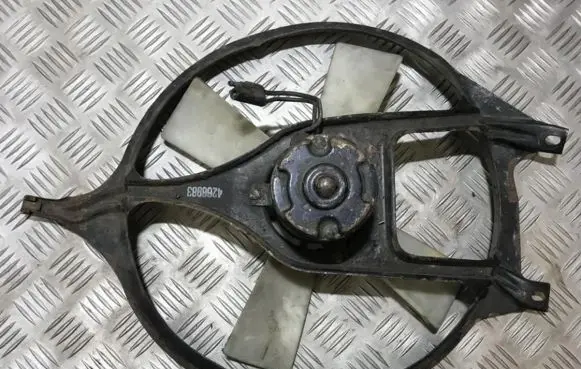 Chrysler Voyager Radiator cooling fan shroud 4266462 4401314-21089