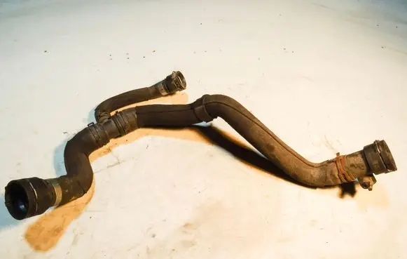 Audi A5 8T 8F Engine coolant pipe/hose 8K0122293F