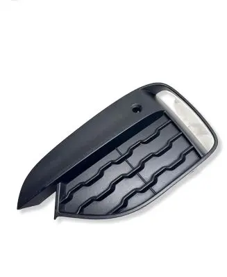BMW X6 F16 Front bumper lower grill 8057143