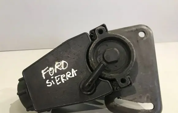 Ford Sierra Power steering pump 85TF3C631BC 851F3A733BA