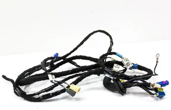 Tesla Model S Tailgate/trunk wiring harness 100442900H