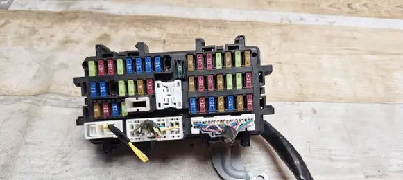 Infiniti Q50 Fuse box set 0031173610120207