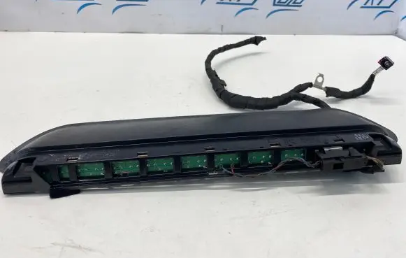BMW 5 E60 E61 Third/center stoplight 229951
