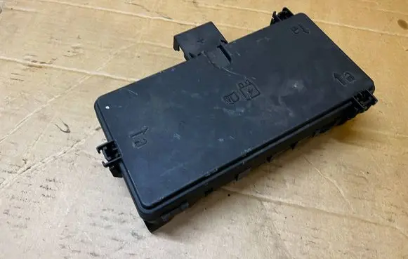 Ford Bronco Fuse box set MB3T14D068NAM