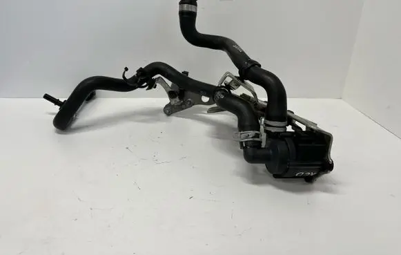 Volvo XC90 Electric auxiliary coolant/water pump 31686005 31368537 31657656