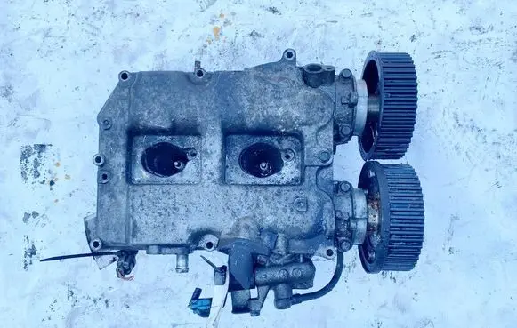 Subaru Forester SH Engine head T20N