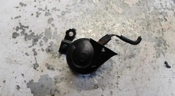 Renault Austral Horn signal 256201276R