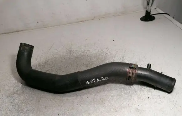 Lexus IS 220D-250-350 Engine coolant pipe/hose 1657726010