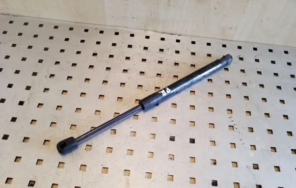 Hyundai i40 Front bonnet/hood damper/strut 811713Z000