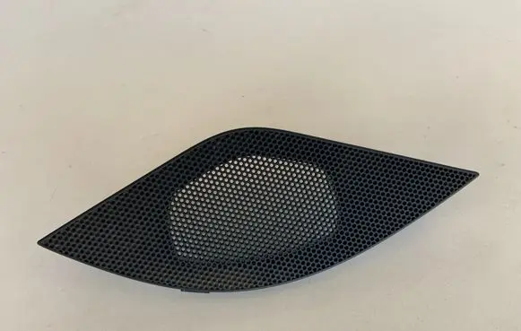 Side speaker trim/cover
