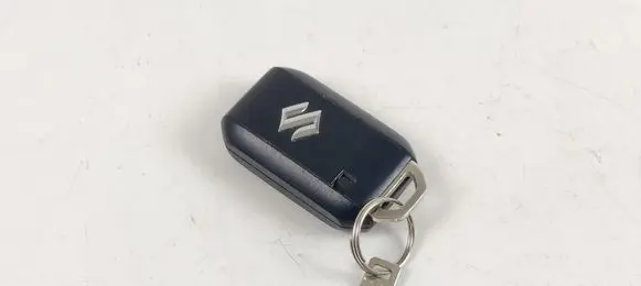Suzuki Swift IV Ignition key/card