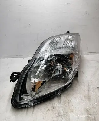 Toyota Yaris Headlight/headlamp 811700D330 8117052b70