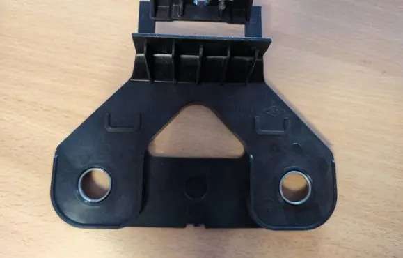 Renault Master III Front bumper mounting bracket 622409336R 077122