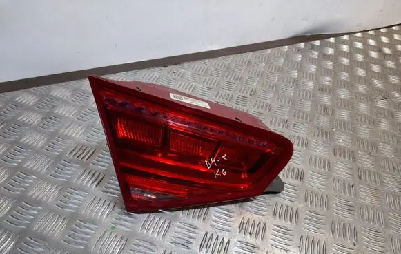 Audi A8 S8 D4 4H Tailgate rear/tail lights 4H0945093A