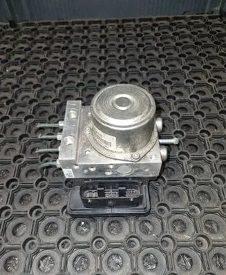 Nissan Juke I F15 ABS Pump TD8405 46061491