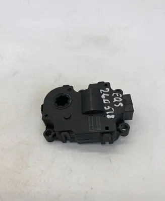 Mercedes-Benz EQS V297 Intake manifold valve actuator/motor TC81640A