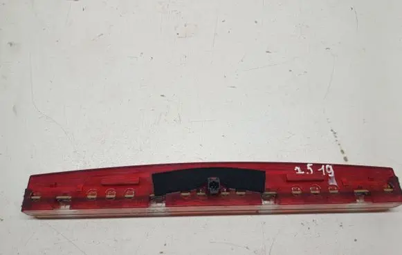 Audi A4 S4 B7 8E 8H Third/center stoplight 28427002