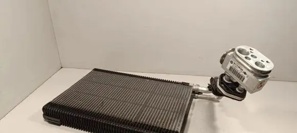 Air conditioning (A/C) radiator (interior)