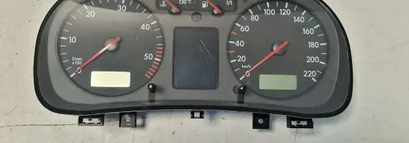 Volkswagen Golf IV Speedometer (instrument cluster) 1J0920845B 310101074
