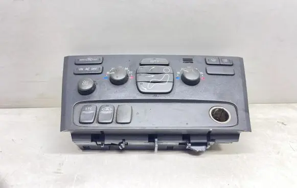 Volvo V70 Climate control unit