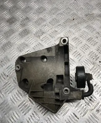 BMW X3 E83 A/C compressor mount bracket 64557786708 7786708