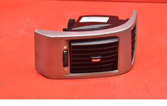 Fiat Ducato Dashboard side air vent grill/cover trim 385817