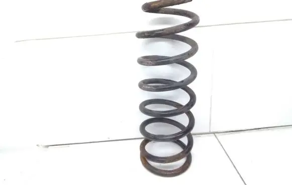 Toyota Corolla E120 E130 Rear coil spring