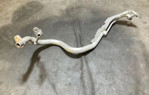 Audi A3 8Y Air conditioning (A/C) pipe/hose 5WC816738A