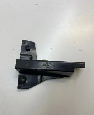 Ford Ranger Front bumper mounting bracket EB3B17W997AB CGT6A 93B77997AB