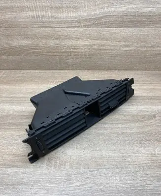 BMW 3 E90 E91 Dash center air vent grill 6924082 144821