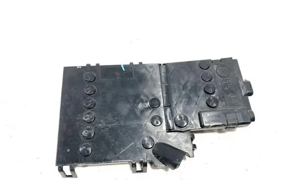 Volvo XC90 Fuse box cover 21246000002 E07928200