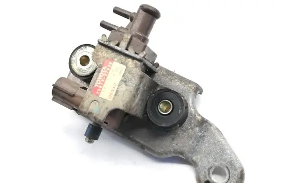 Toyota Corolla E120 E130 Turbo solenoid valve 2581927020