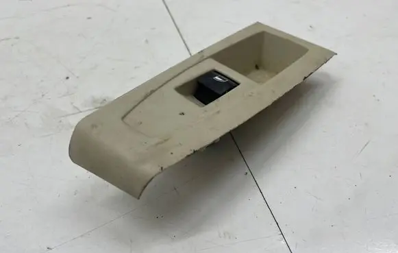 BMW 2 F45 Electric window control switch 9208107