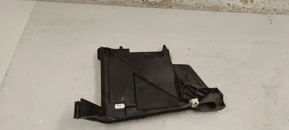 Battery tray