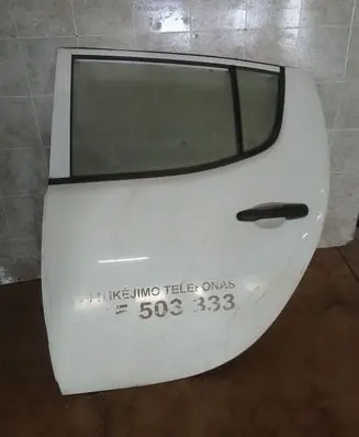 Mitsubishi L200 Rear door