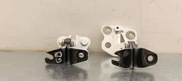 Tesla Model 3 Rear door hinge set RUR332F RLR330F