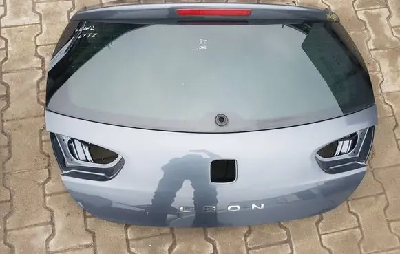 Seat Leon (1P) Truck tailgate 