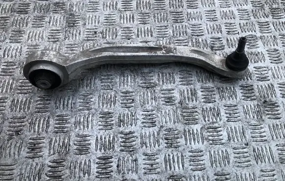 Audi A6 S6 C6 4F Front lower control arm/wishbone 4F0407694H