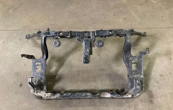 Renault Koleos I Radiator support slam panel