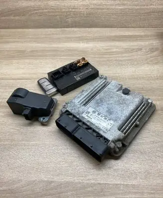 Volkswagen PASSAT B7 Engine ECU kit and lock set 03C907309D 3AA959433 3C0905861J