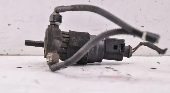 Audi Q5 SQ5 Windscreen/windshield washer pump 8K9955647
