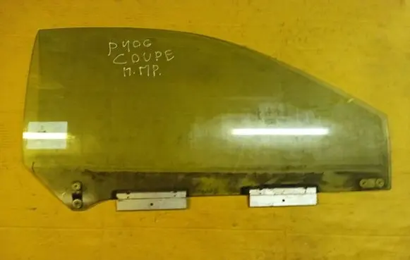 Peugeot 406 Front door window/glass (coupe) 