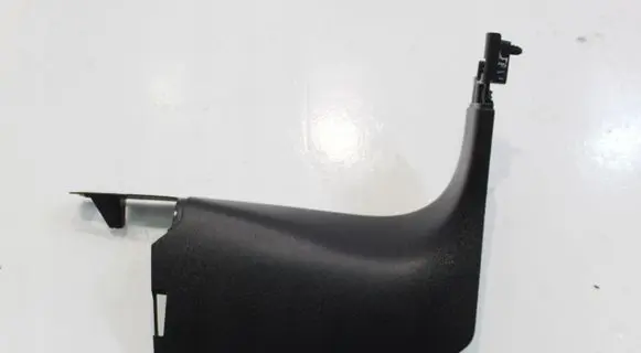 Volkswagen Touareg III Front sill trim cover