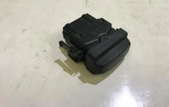 Renault Laguna II Central locking switch button 002446B 3135
